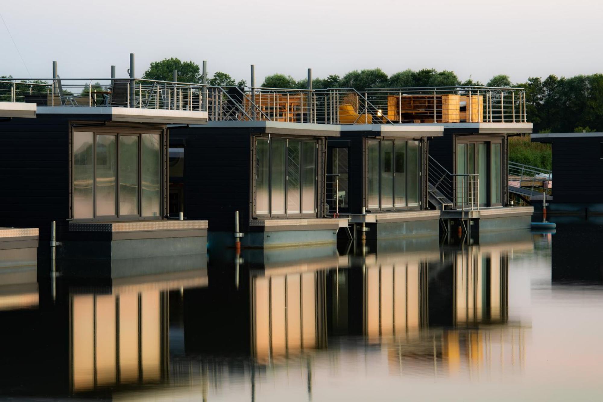 Hausboot Wangermeer Nordsonne12 Mit Sauna Schillig Kültér fotó